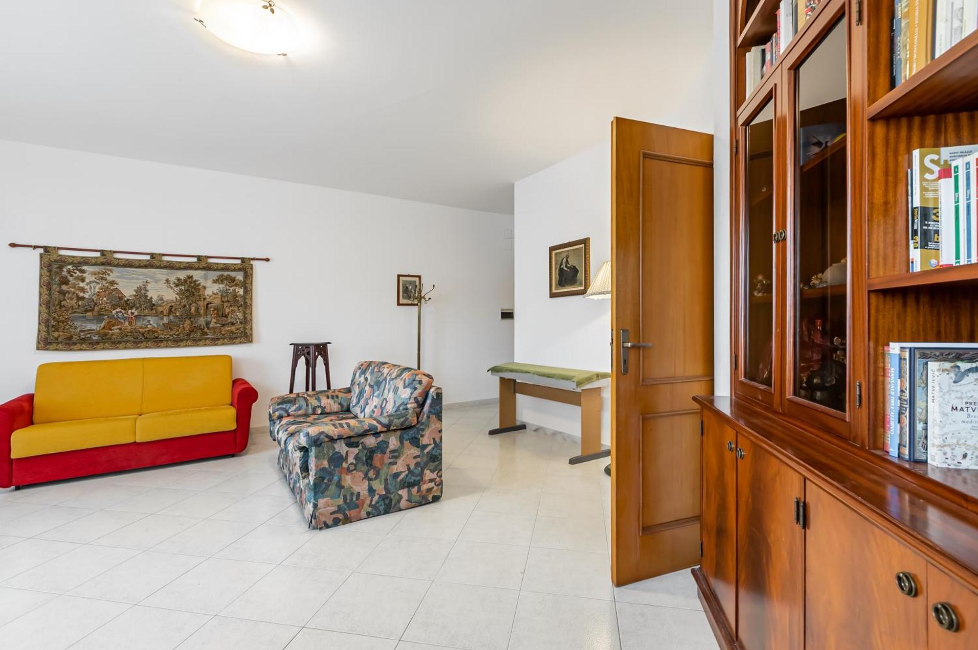 Palazzo Reale & Piazza Indipendenza Roomy Flat Palermo Exterior photo