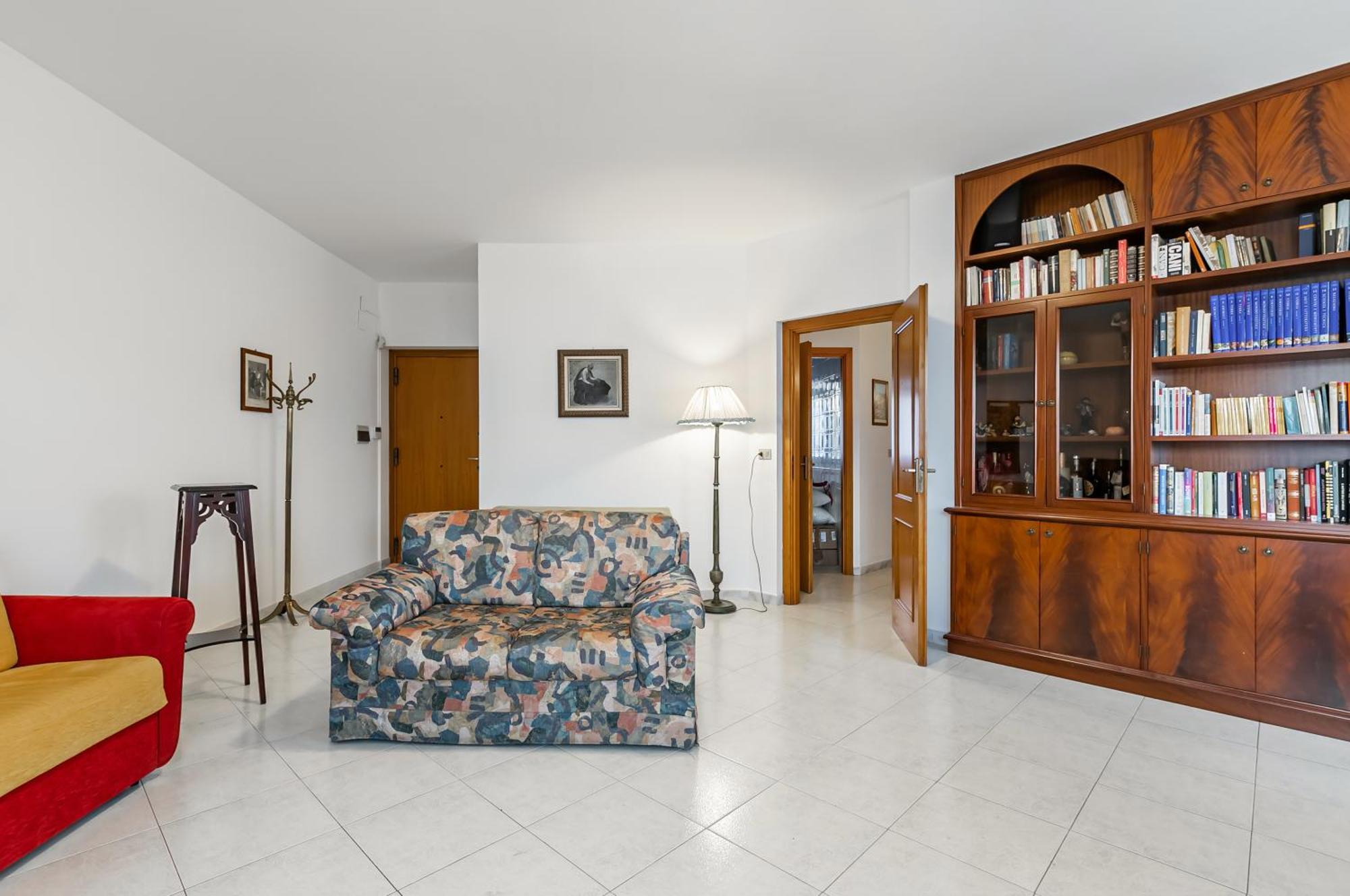 Palazzo Reale & Piazza Indipendenza Roomy Flat Palermo Exterior photo