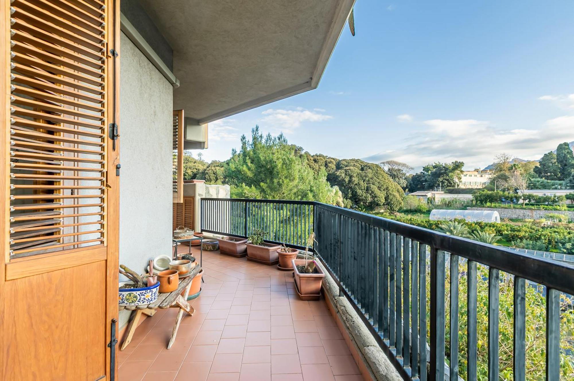 Palazzo Reale & Piazza Indipendenza Roomy Flat Palermo Exterior photo